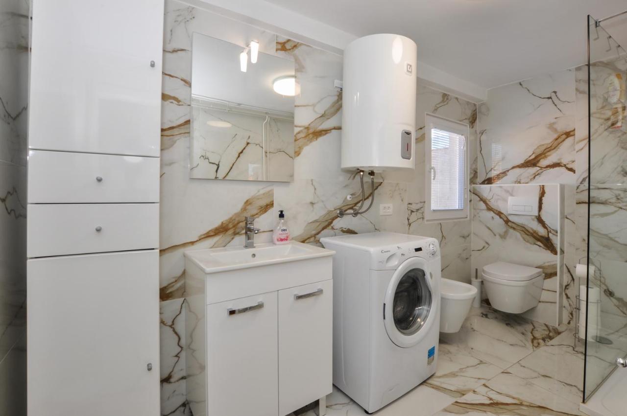 Apartment Katarina Koper - Old Historic Centre With Free Parking Екстериор снимка